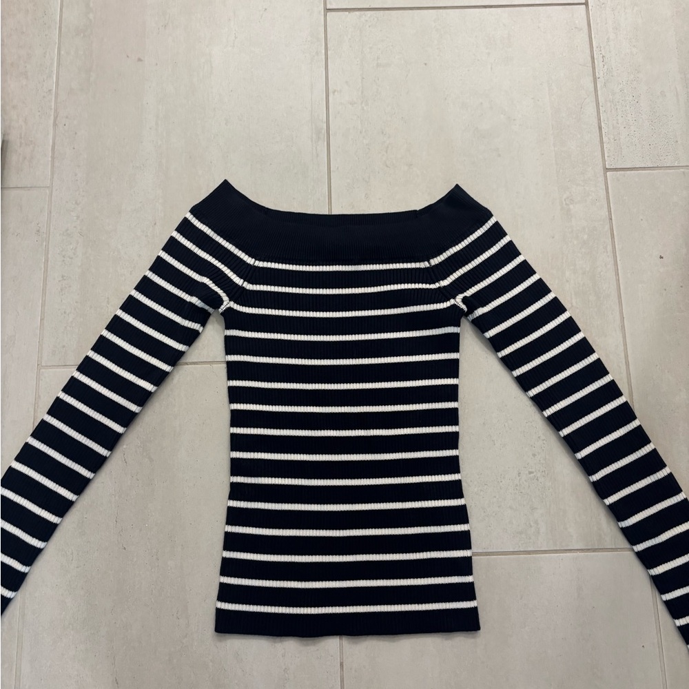 Abercrombie & Fitch Striped Off-Shoulder Top